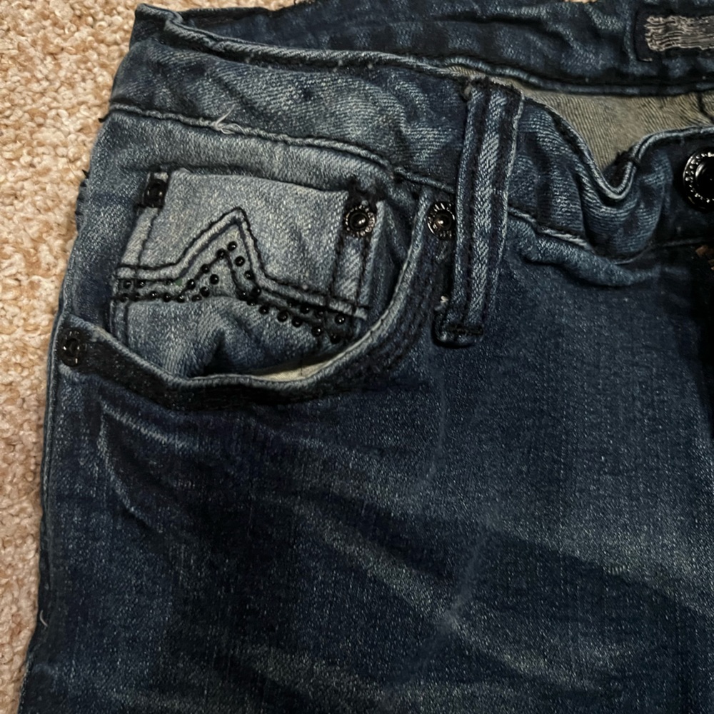 Jeans - Picture 2 of 6